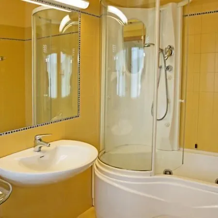 Hotell Nazionale 3*
