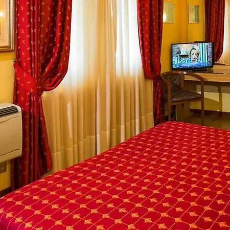 Hotell Nazionale 3*
