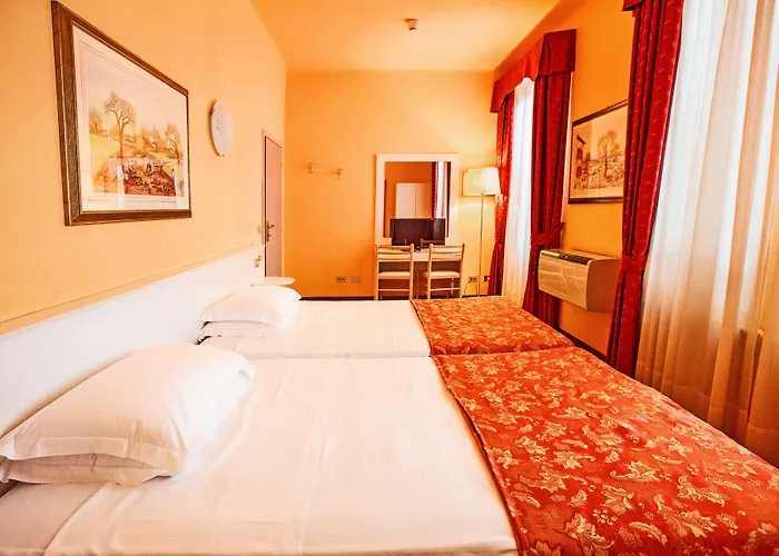 فندق Nazionale 3*